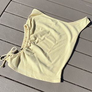 Fashion Nova heart hips one shoulder top in yellow with side detailing size L